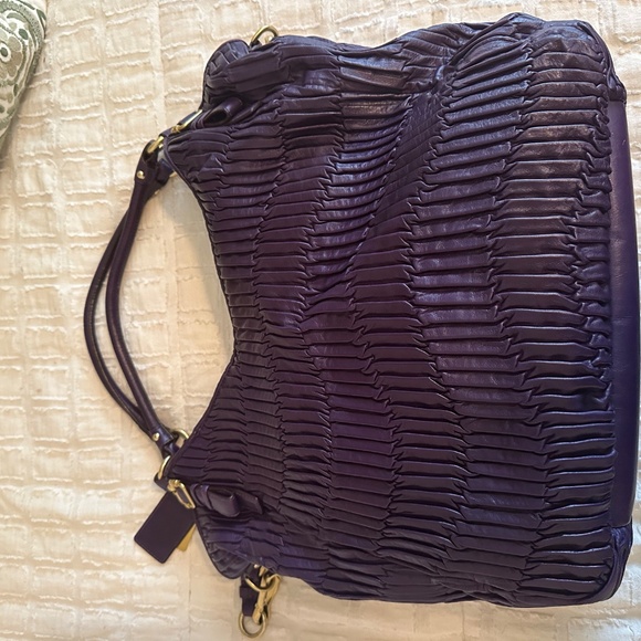 Coach Madison Gathered Leather Large Shoulder Bah Purple 15931 MSRP $1200 - Picture 2 of 8